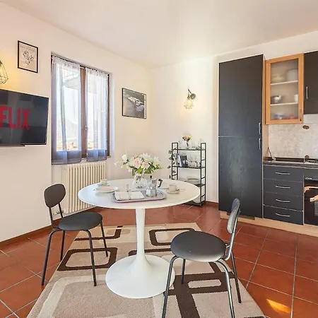 View, Private & Free Parking * Varenna