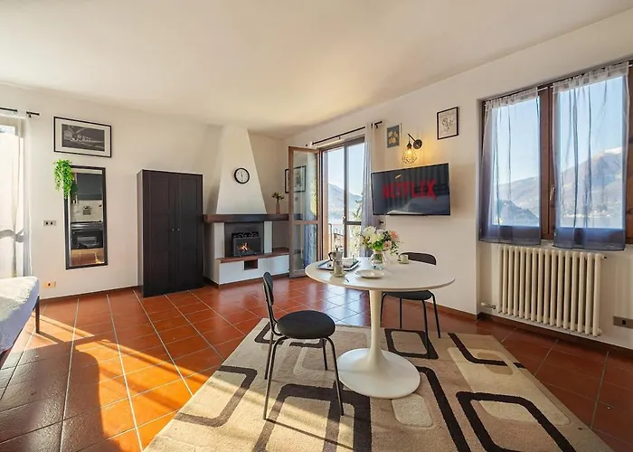 דירה View, Private & Free Parking