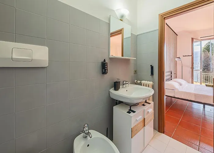 View, Private & Free Parking דירה *